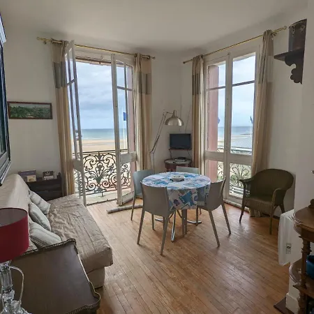 Апартаменты Le Bateau - Vue Imprenable Sur La Mer *